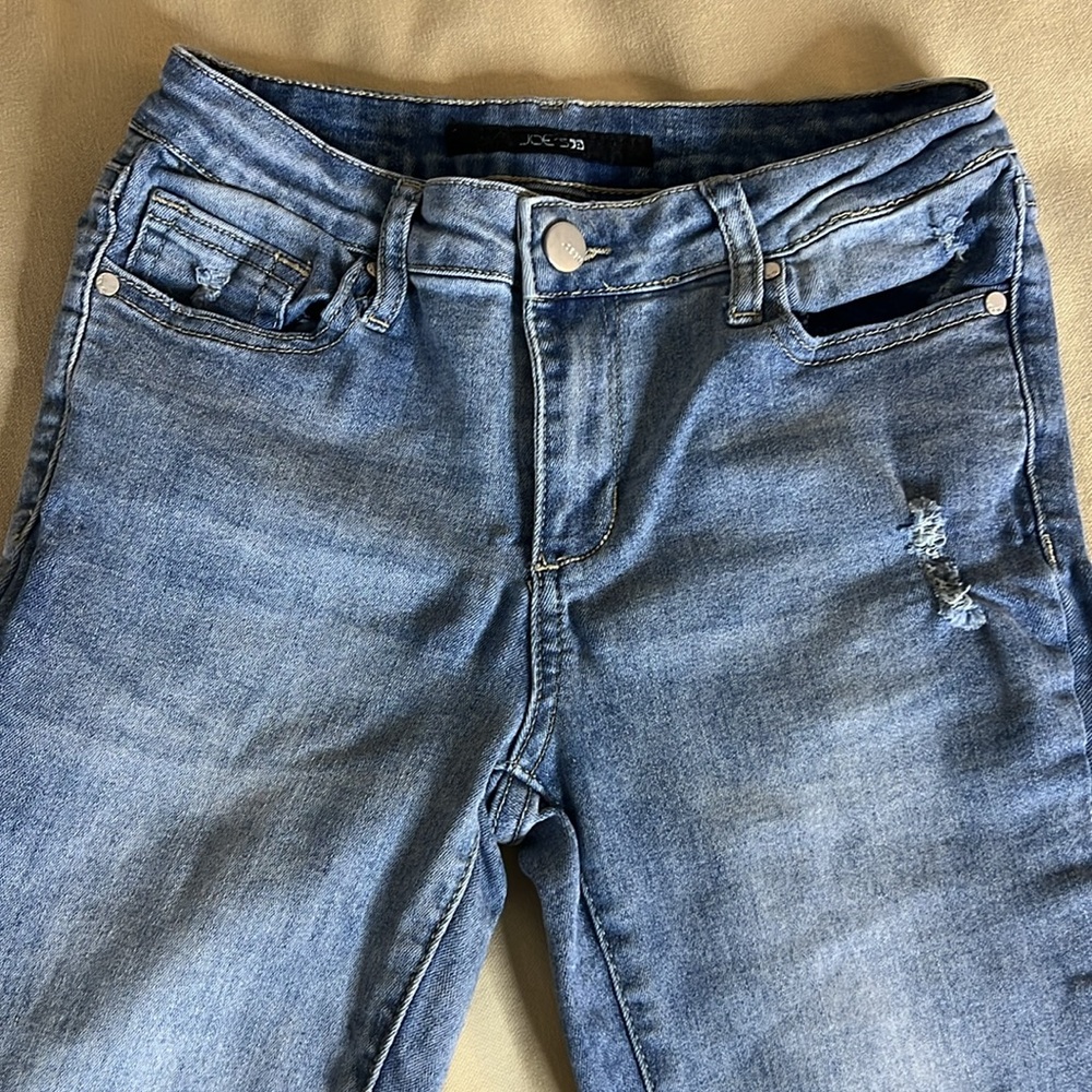 Joe’s Denim Skinny Jeans - Picture 6 of 9